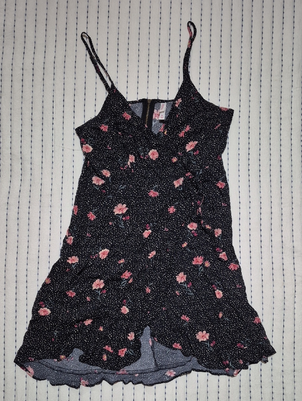 🌼Free w/purchase - Xhilaration Black Floral Mini Dress with Pink Blossoms